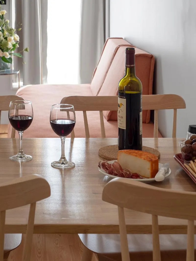 Lisbon Serviced Apartments - Santos 0*,  Португалия